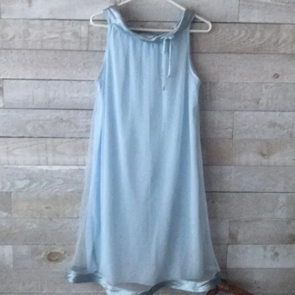 Pastel blue sheer flowy satin edged nightie - Picture 1 of 8